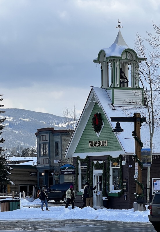 Frisco Colorado Winter Wonderland Itchy Feet Ventures   Downtown Frisco Header 